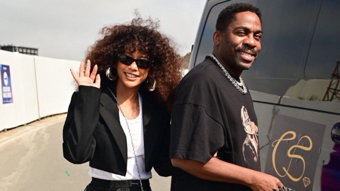 the-town:-veja-os-looks-dos-famosos-no-5o-dia-do-festival-|-cnn-brasil