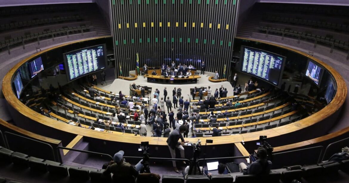 analise:-veto-sobre-ficha-limpa-e-desafio-para-camara-|-cnn-brasil