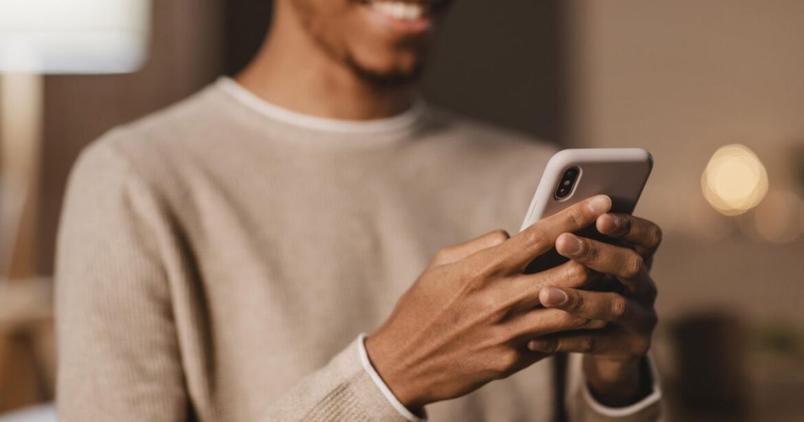 brasileiro-e-hiperconectado-e-tem-confianca-na-ia,-aponta-nova-pesquisa-|-cnn-brasil