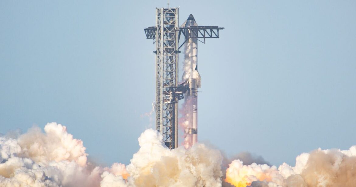 spacex-lanca-11a-missao-da-starship-nesta-segunda-(13);-veja-como-assistir-|-cnn-brasil