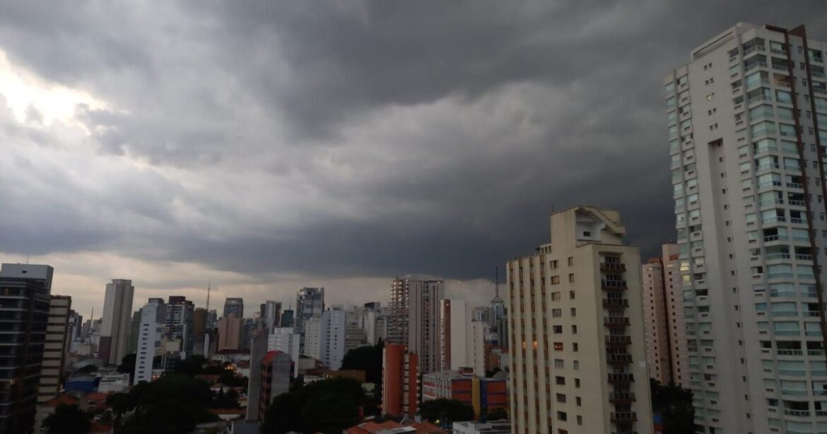 sp-tem-alerta-para-fortes-temporais-a-partir-da-noite-desta-sexta-feira-|-cnn-brasil