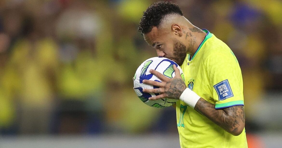 ancelotti-ve-neymar-como-falso-9,-mas-adverte:-“futebol-pede-intensidade”-|-cnn-brasil