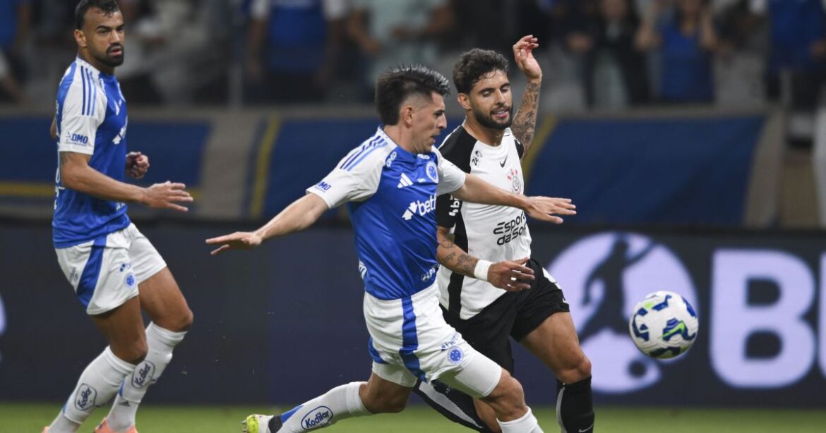com-vitoria-na-semi,-corinthians-encerra-tabu-de-11-anos-contra-o-cruzeiro-|-cnn-brasil