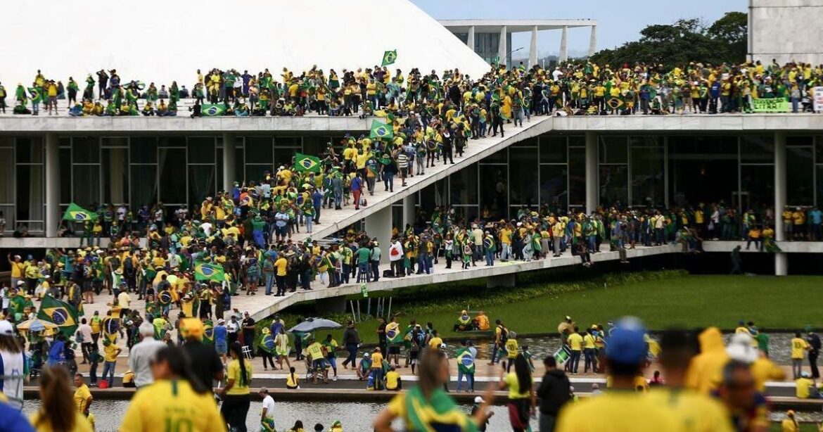 relembre-imagens-que-marcaram-o-8-de-janeiro-de-2023-|-cnn-brasil