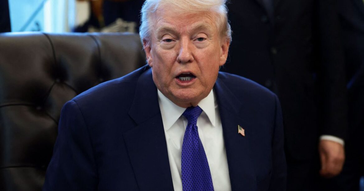 trump-diz-que-tem-sido-dificil-negociar-com-o-ira-|-cnn-brasil